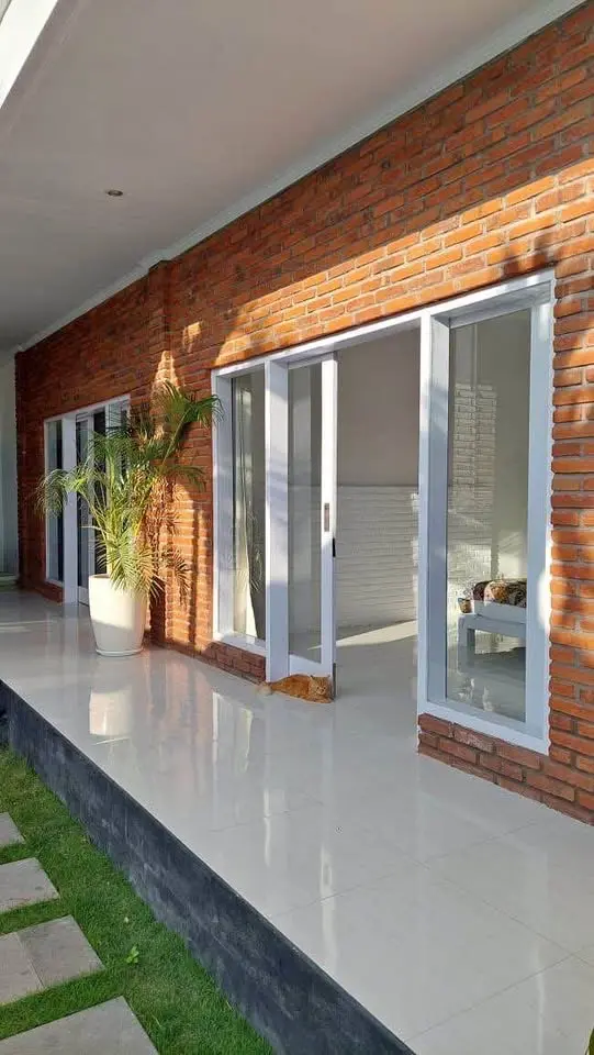 Modern 2 Bedrooms Villa in Babakan Canggu - Pet Friendly — image 2