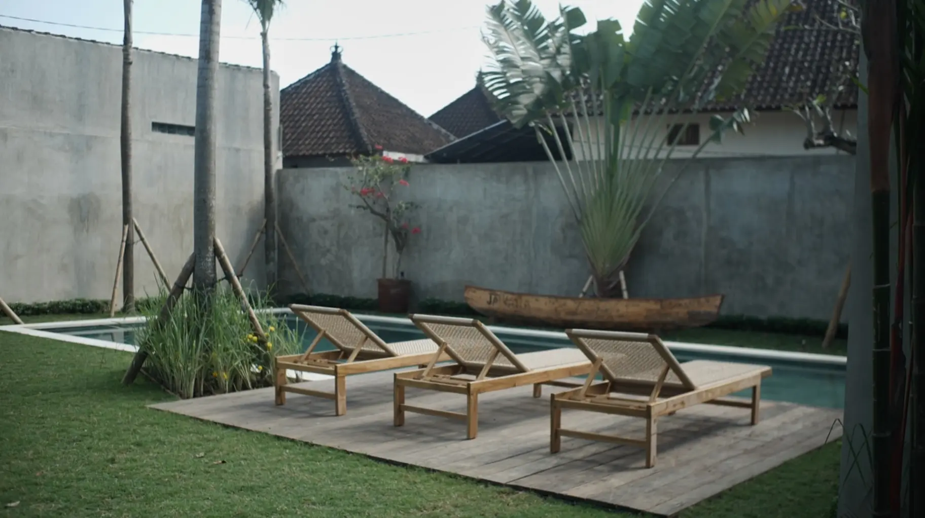 3-Bedroom Villa with Modern Structure and Antique Décor in Kaba-Kaba — image 1