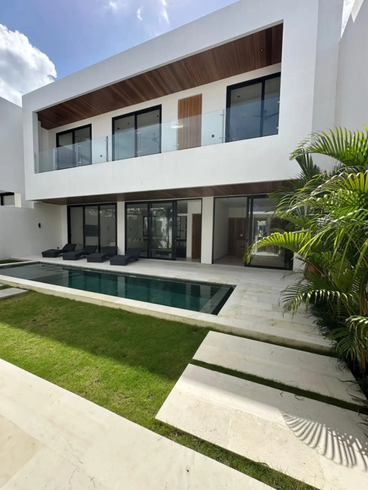 Tumbak bayuh 4-bedroom