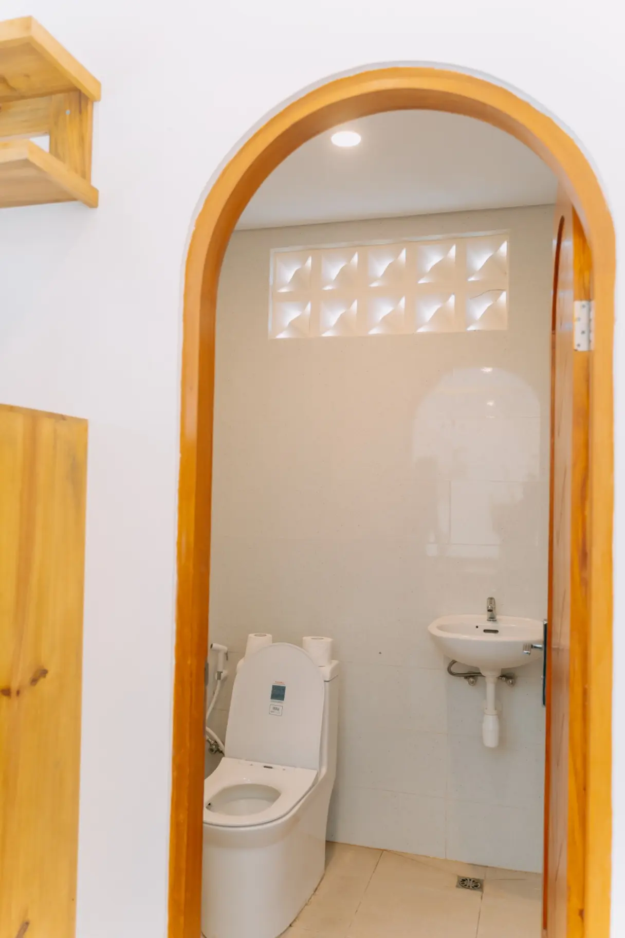 2 bedrooms modern in babakan canggu — image 4
