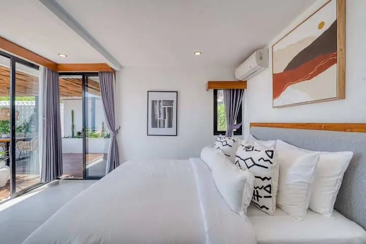 Uluwatu 4-bedroom — image 3