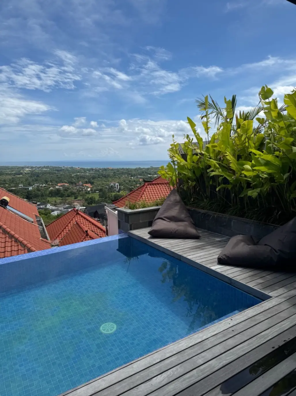 Quiet Sunset Villa — image 2