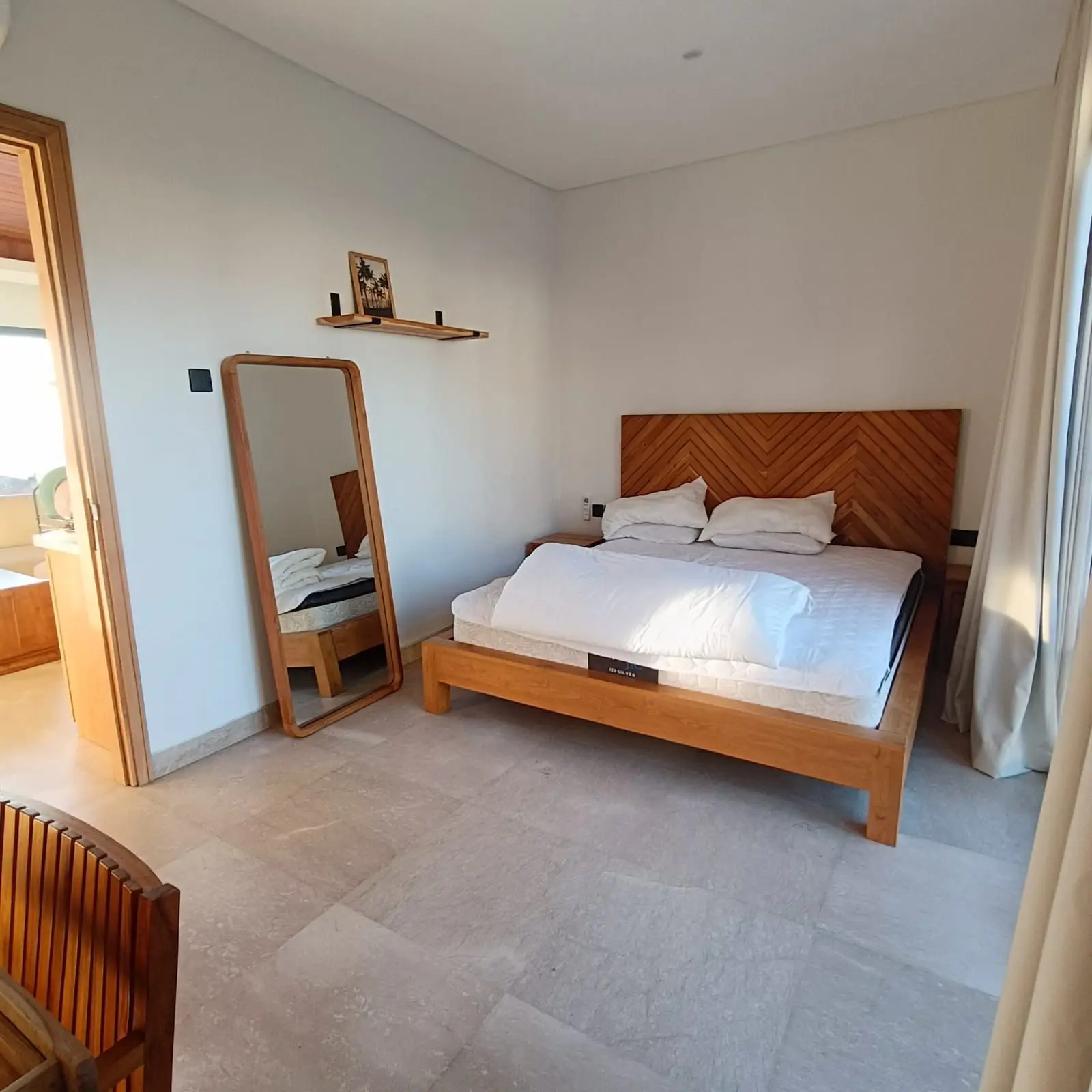Quiet Sunset Villa — image 4
