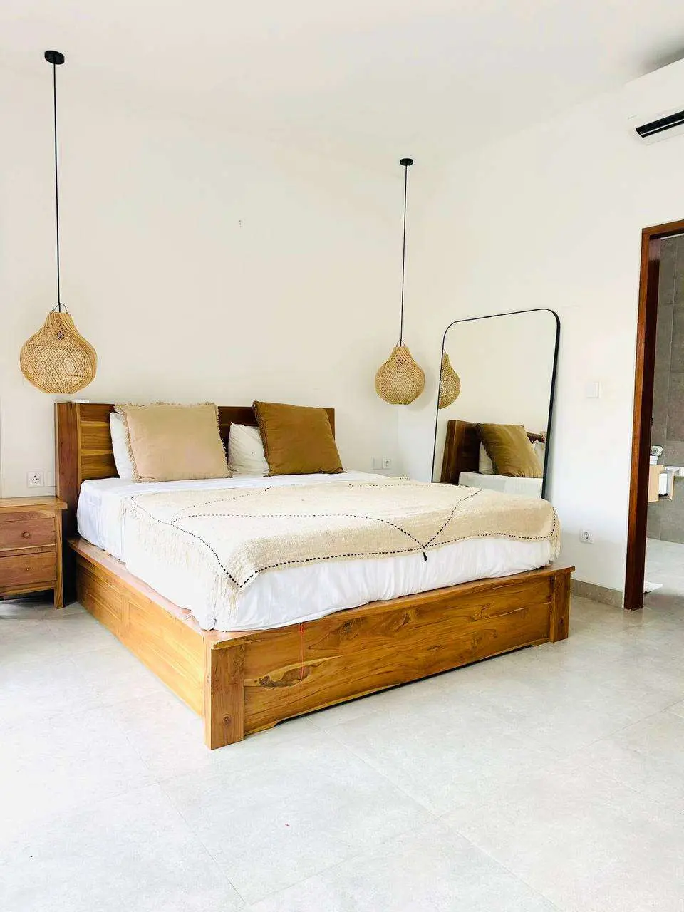 2 BEDROOM VILLA FOR YEARLY RENT CLOSE TO SESEH BEACH - AF507 — image 4