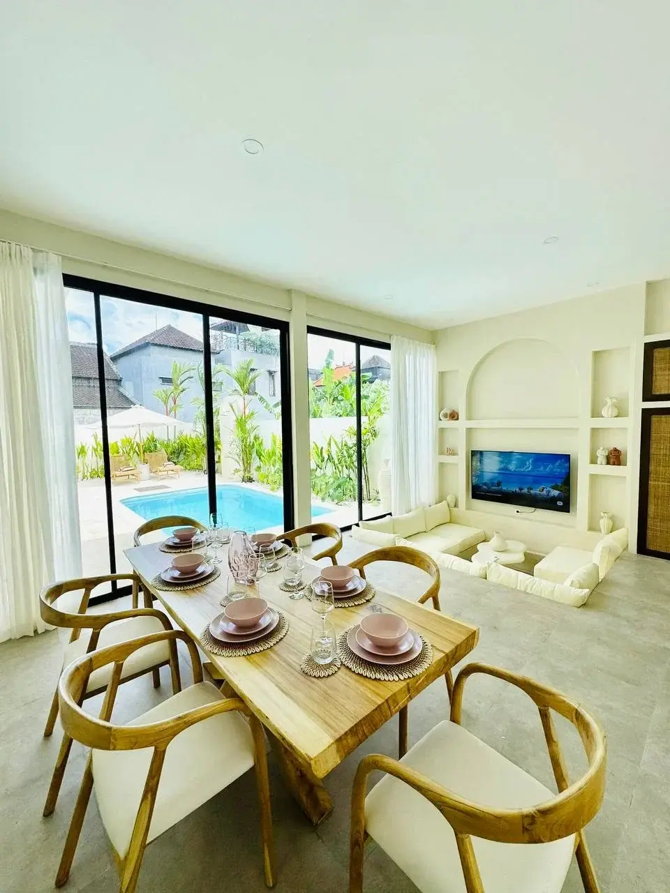 2 BEDROOM VILLA FULLY FURNISHED IN CANGGU — image 2
