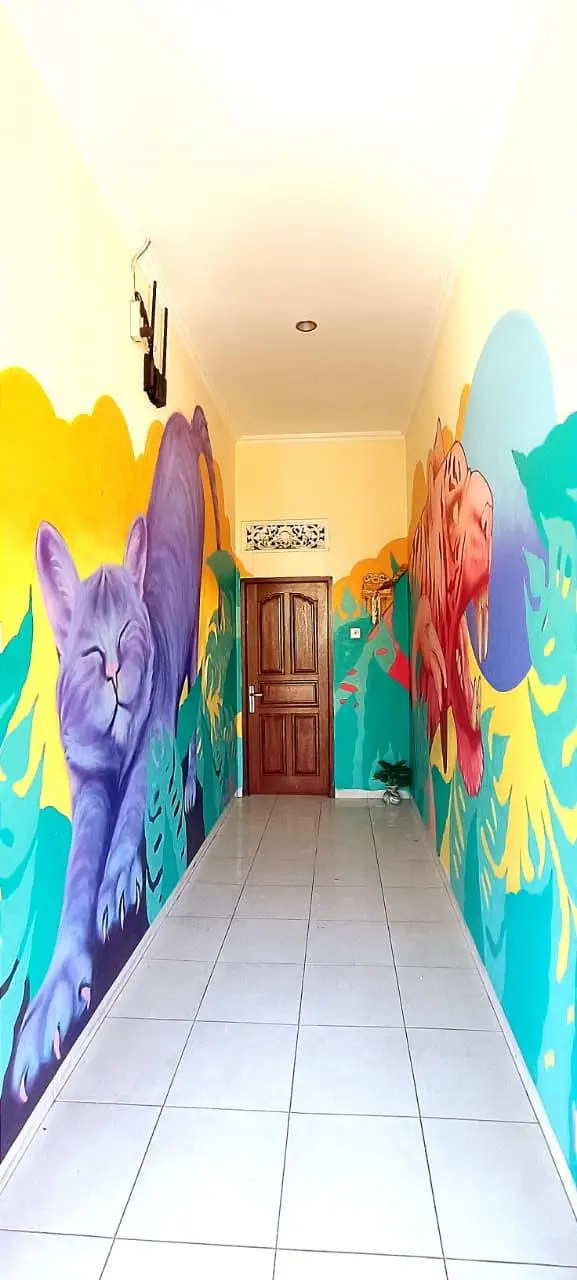 Tiari Room — image 1