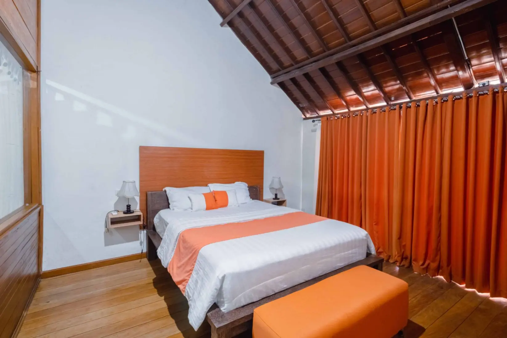 Villa Padma Nusa Dua 3 Bedroom — image 1