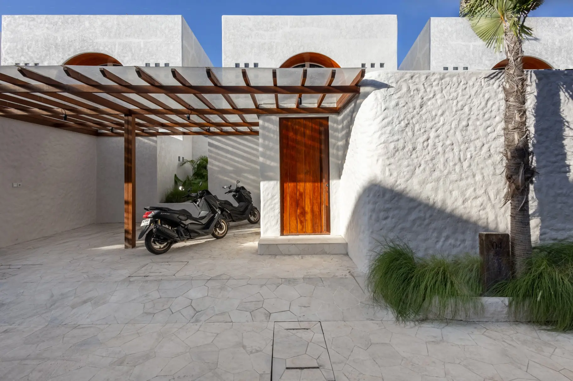 A Stylish 2-Bedroom Villa in Trendy Canggu #Villa 4 — image 1