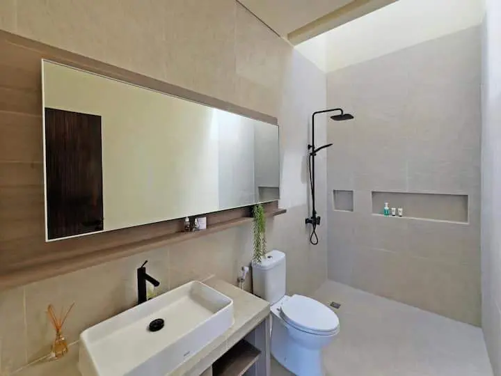Minggu 1-bedroom — image 1