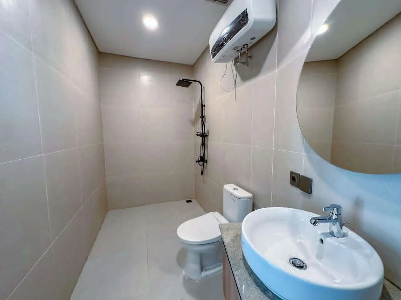 Seseh 3-bedroom — image 1