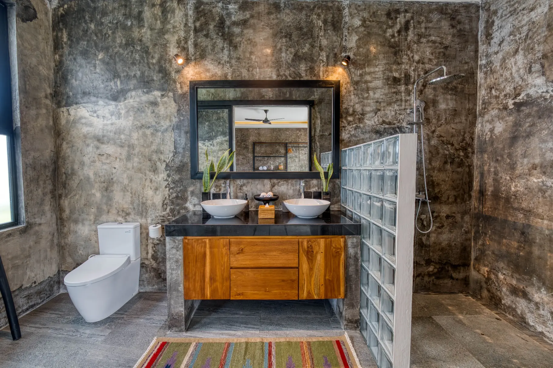 Villa Daybreak – Modern Industrial-Tropical 5 Bedroom Luxury Villa in Berawa — image 4