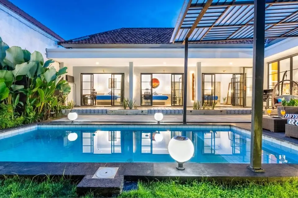 3 BR | Pererenan | Garden — image 1