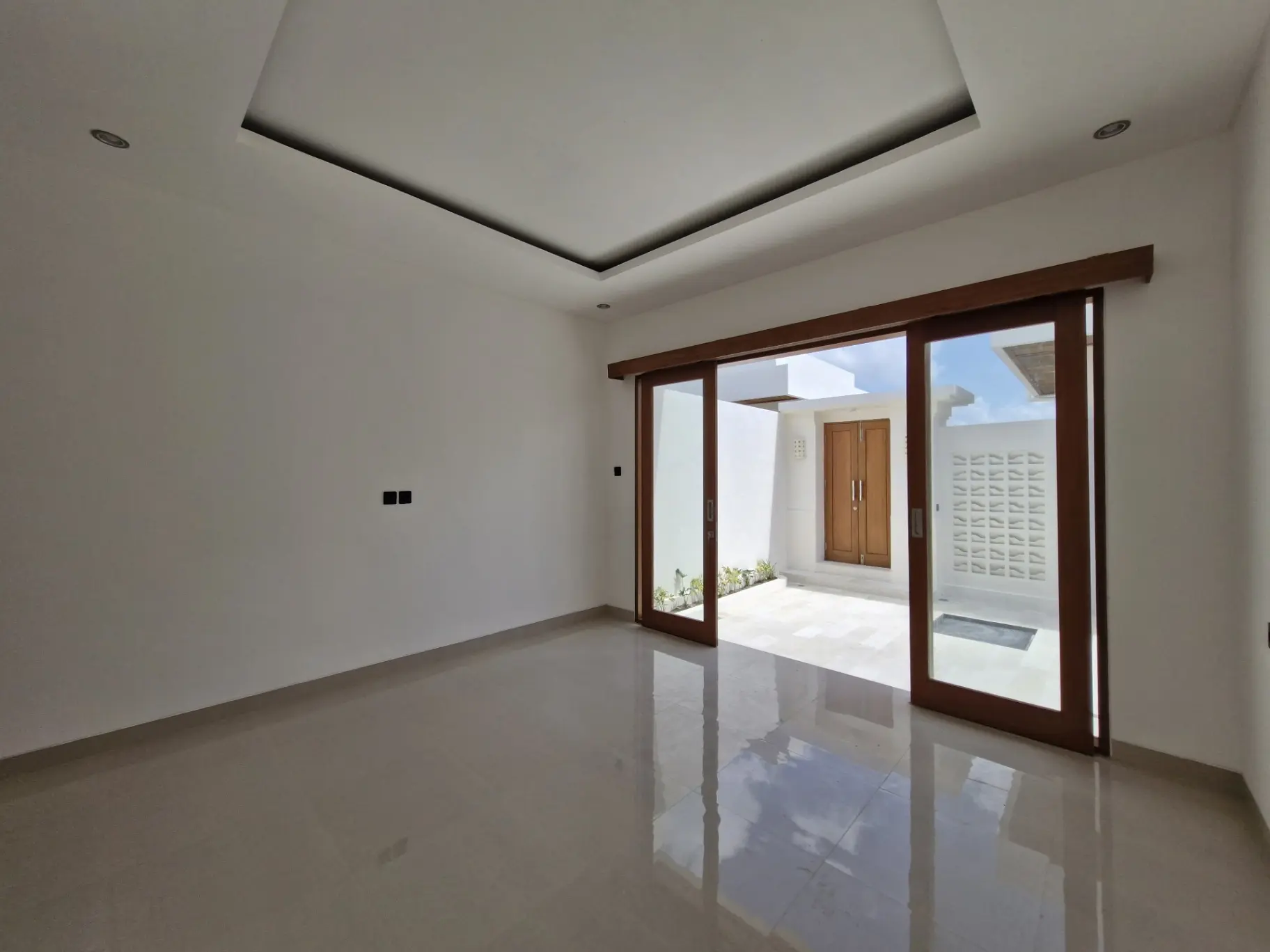 BRAND NEW TWIN VILLA IN KEROBOKAN! Good for business great location for AirBnb — image 4