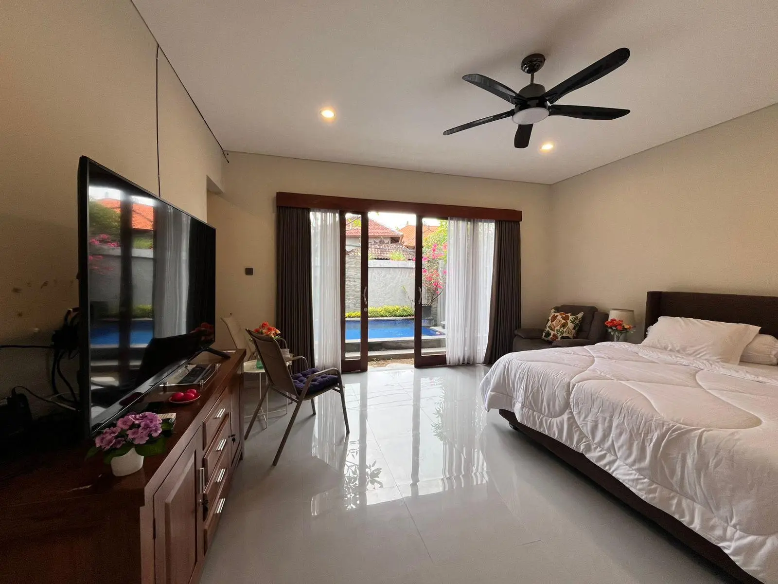 Villa for rent Kuruh Nusa Dua — image 1