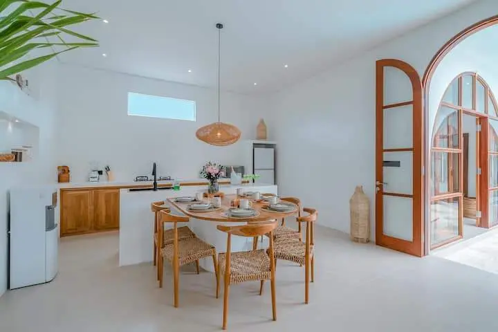 Pererenan 3-bedroom — image 3