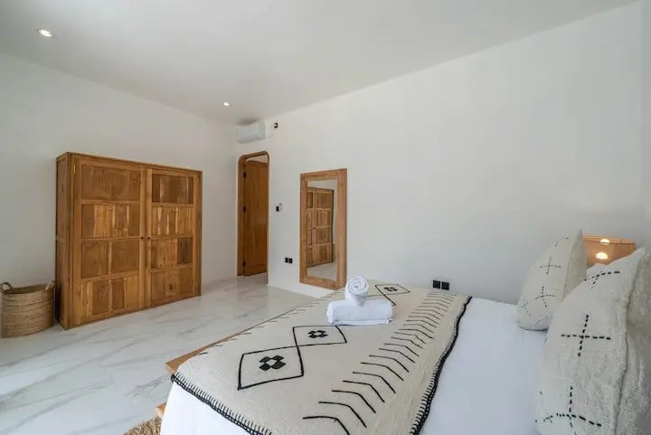 Pererenan 3-bedroom — image 1