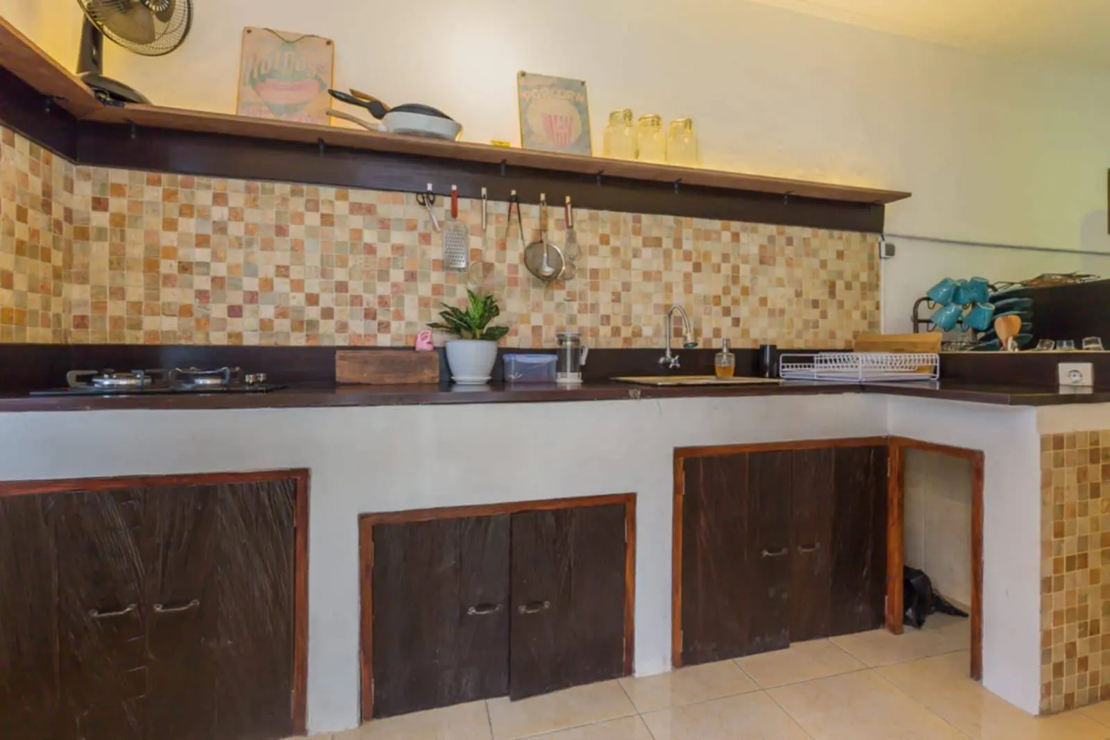 DO 452- FOR RENT BEAUTIFUL VILLA 1 BEDROOM BERAWA CANGGU — image 2