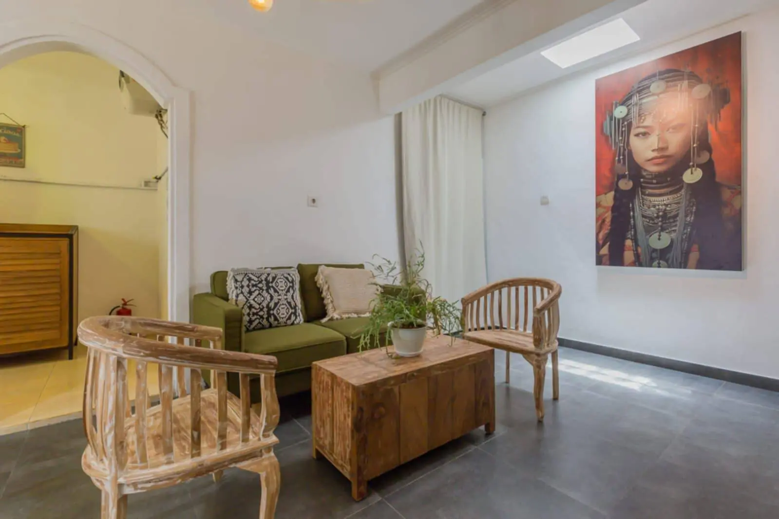 DO 452- FOR RENT BEAUTIFUL VILLA 1 BEDROOM BERAWA CANGGU — image 3