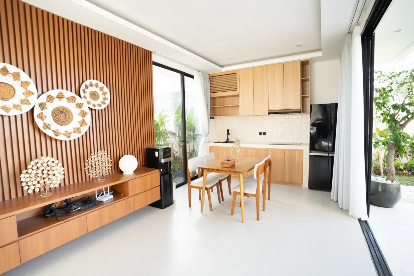 2 BEDROOMS VILLA IN CEMAGI FOR RENT AND SALE LEASEHOLD – YO175 — image 2