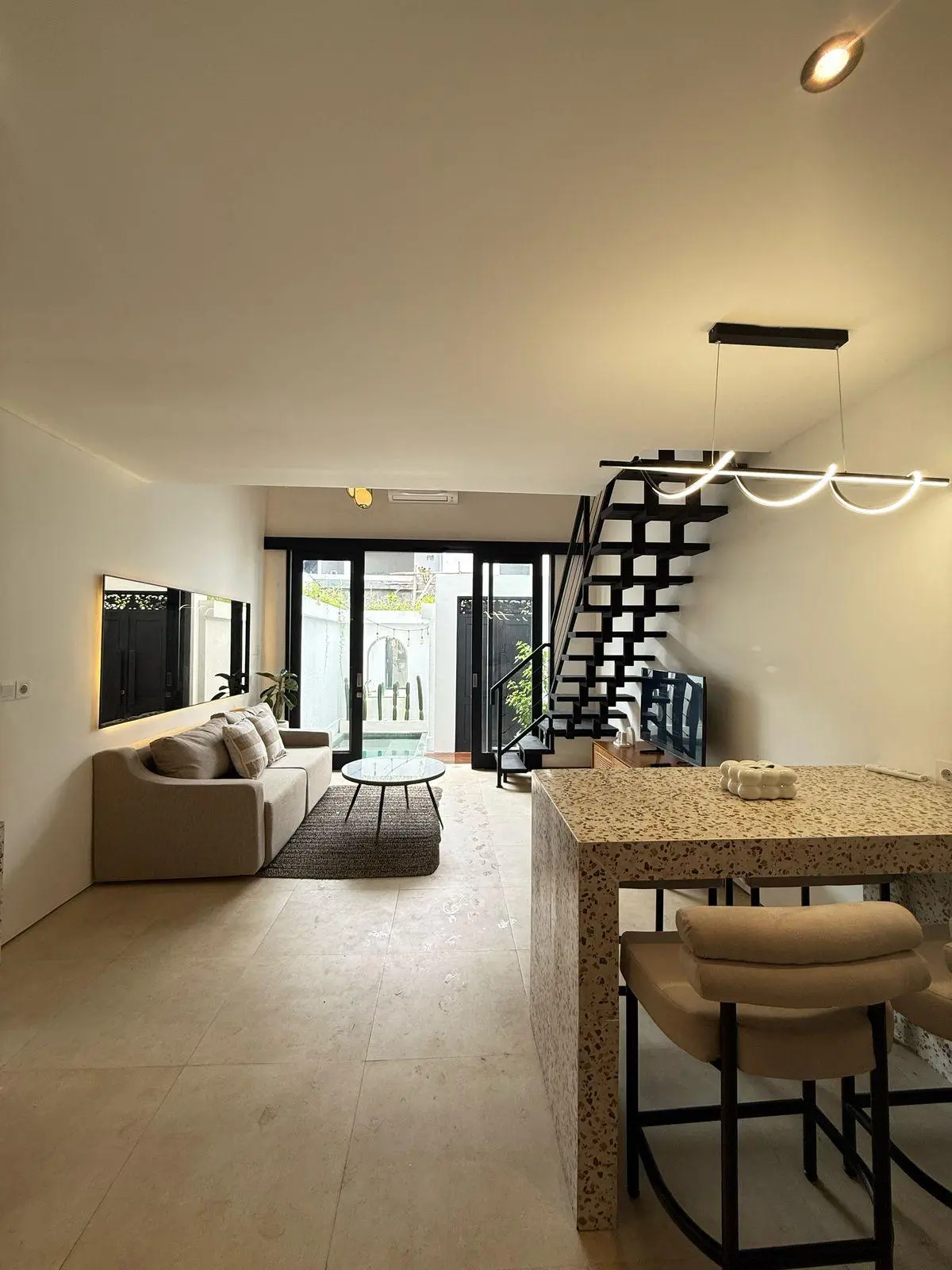 STYLISH LOFT TUMBAK BAYUH — image 1