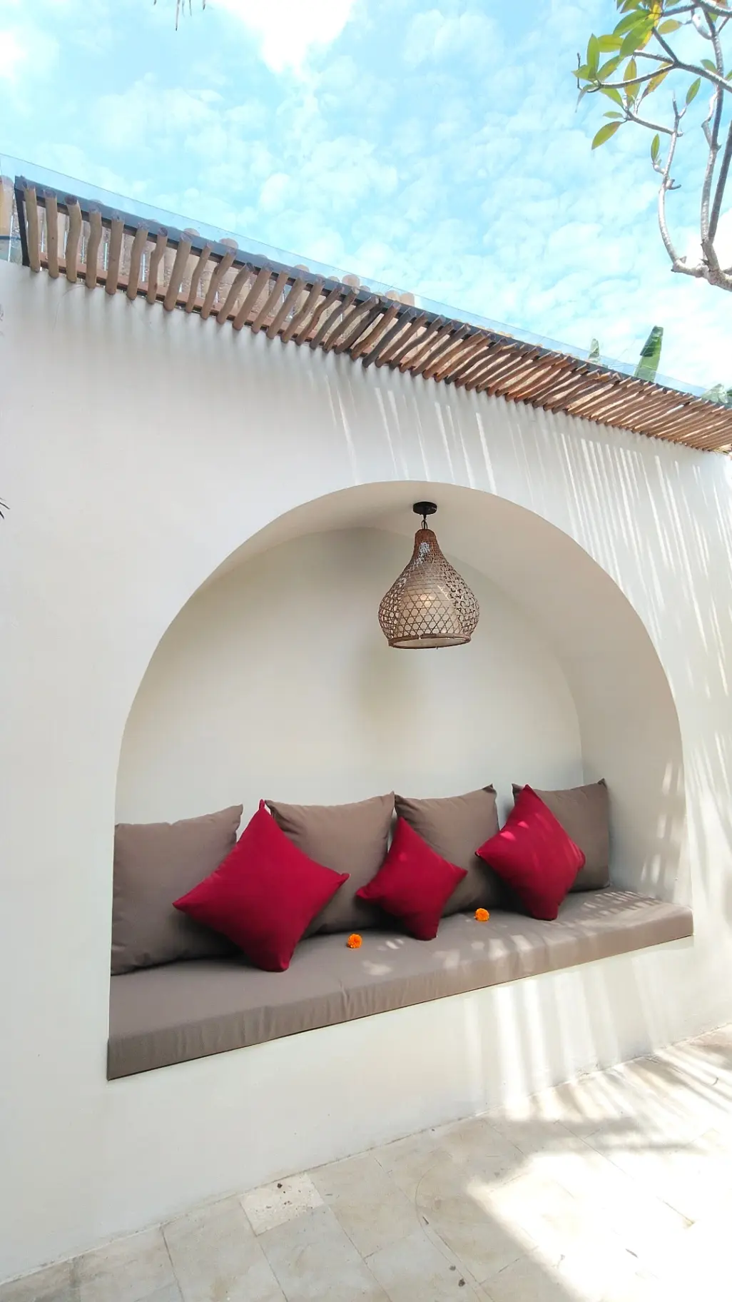 Villa Candra – Modern Luxury Pool Villa near Kedungu Beach — image 4