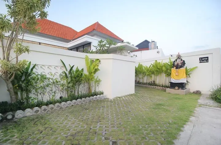Seseh 2-bedroom — image 4