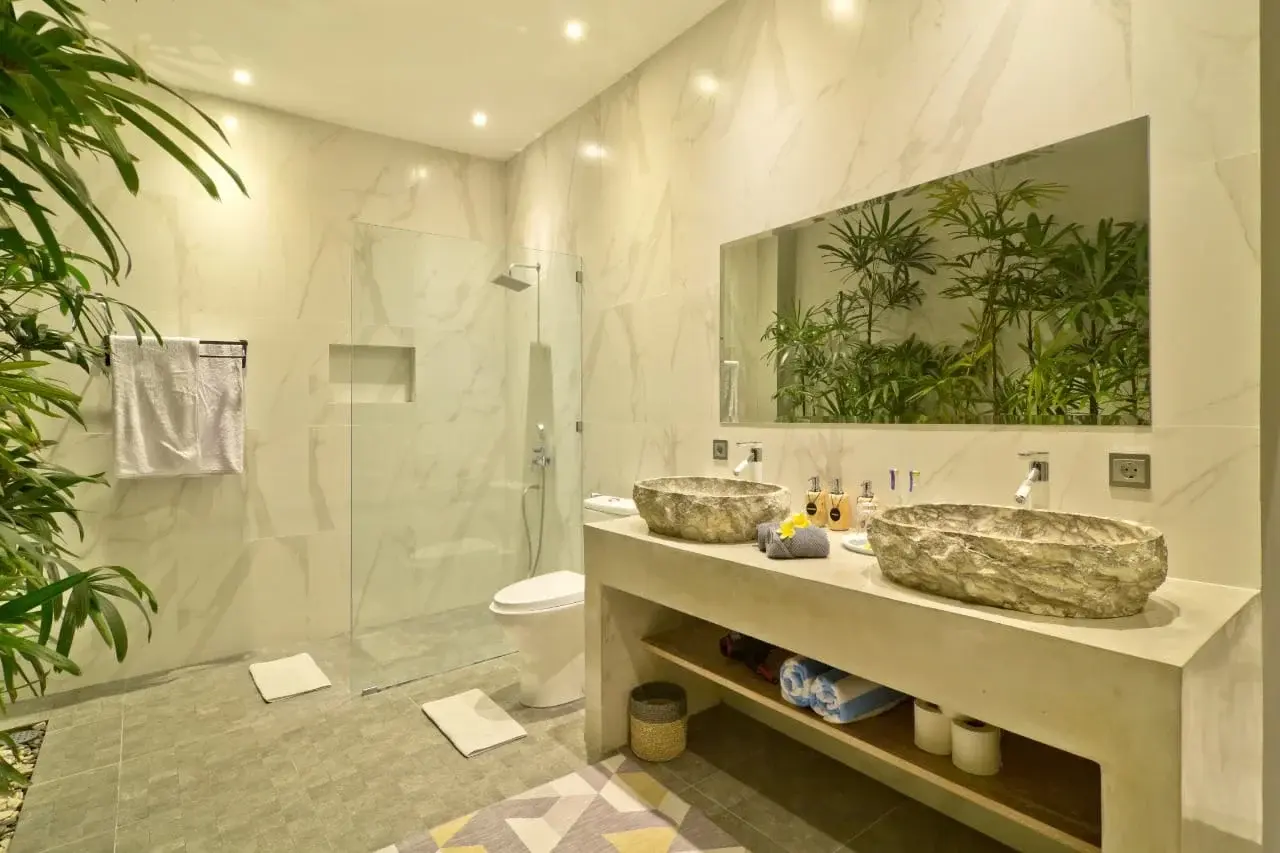 3 BEDROOM VILLA FULLY FURNISHED IN SEMINYAK — image 3