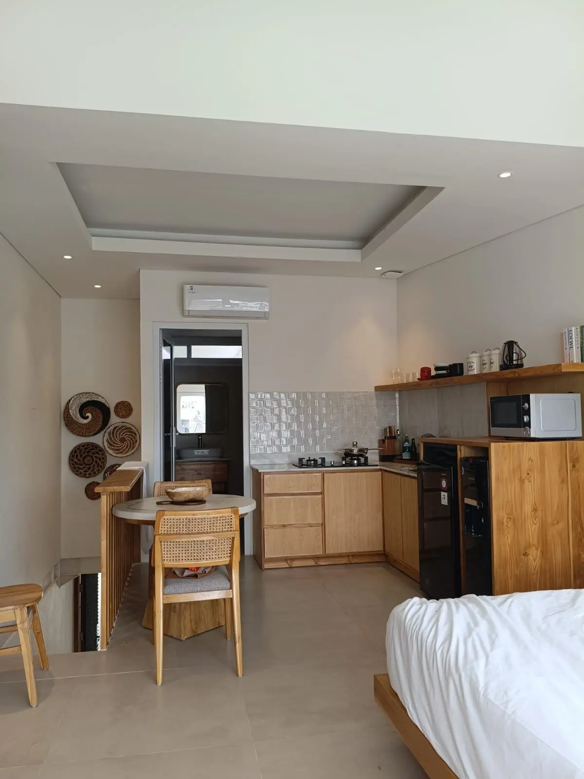1BR Apartment at Canggu Rice field view Quiet Area No Construction nearby — image 1
