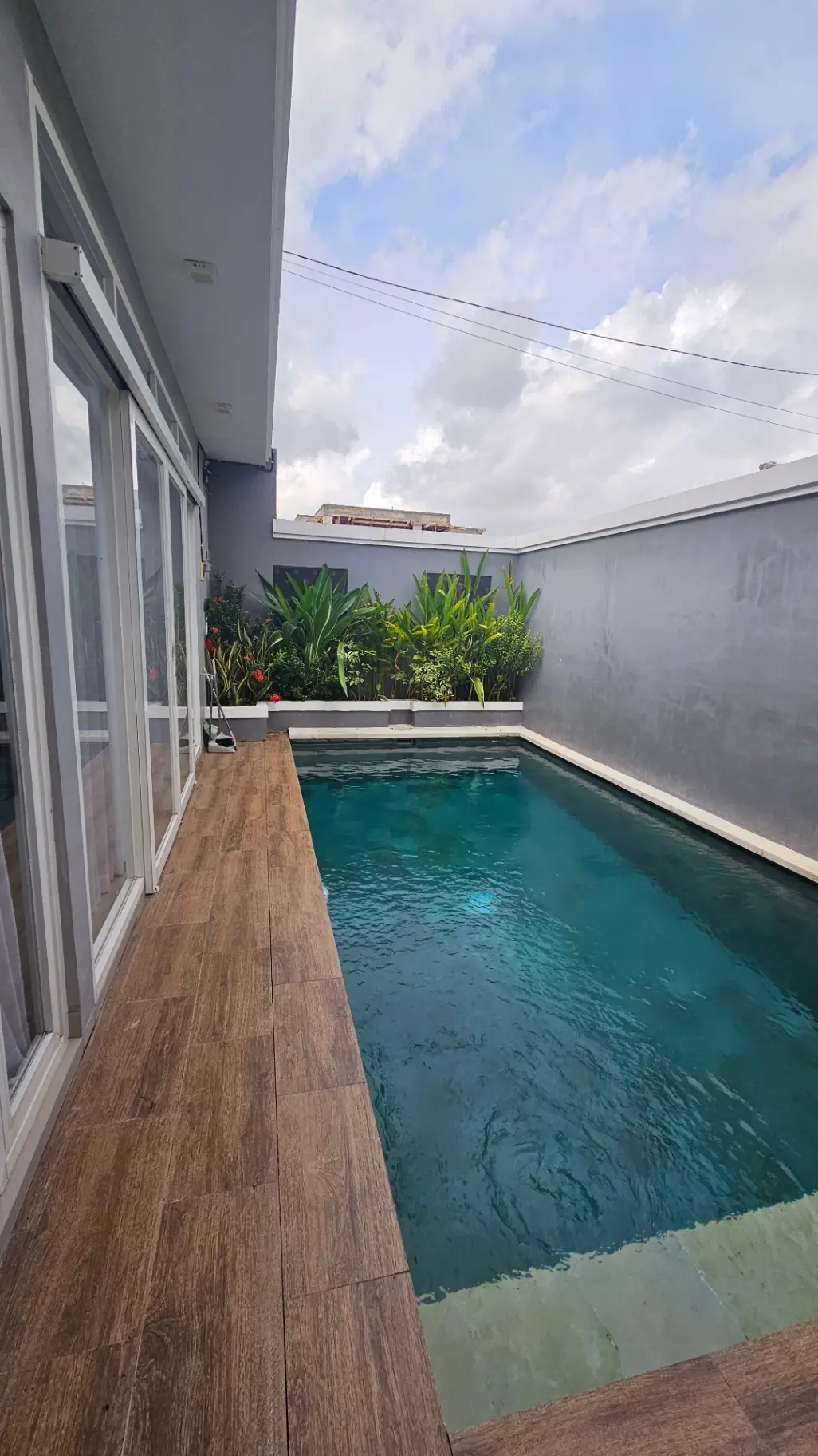 Ed Villas [Video Included in this post] — image 1