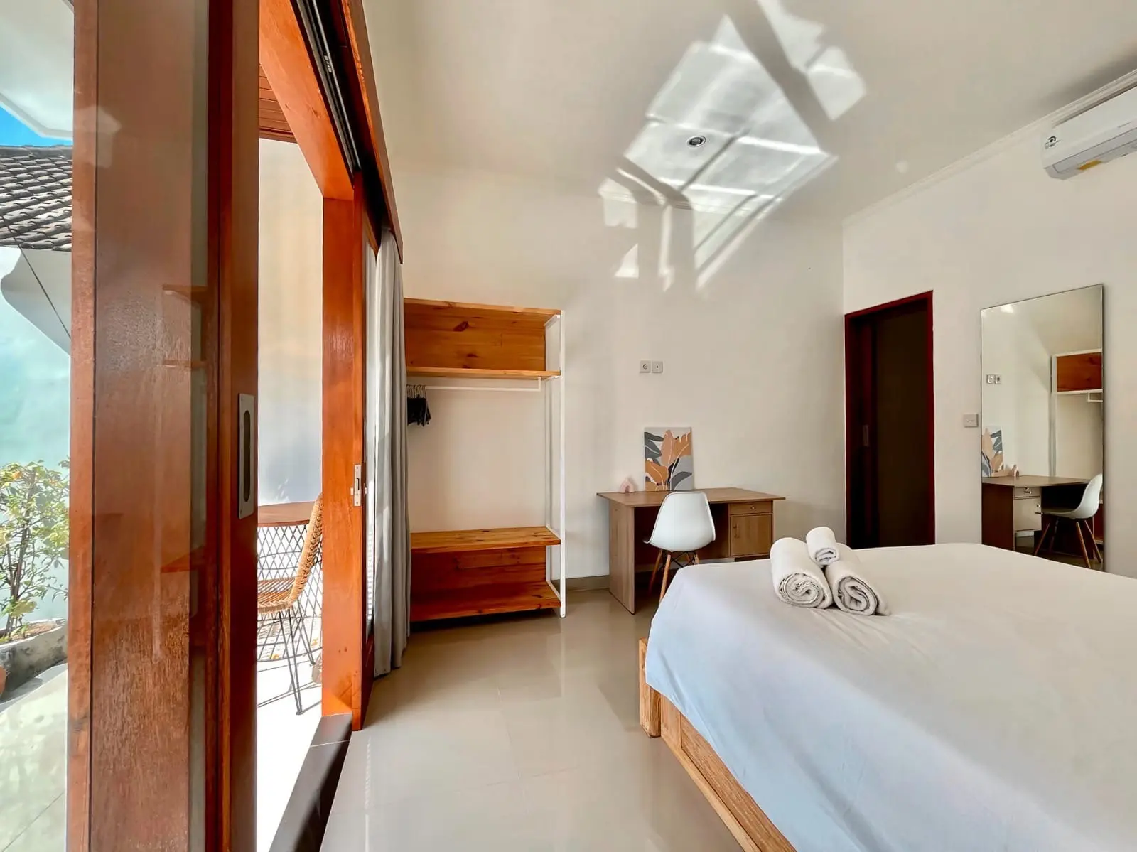 2BR PEACEFUL VILLA WITH PRIVATE POOL IN CANGGU (NO CONSTRUCTION NEARBY) — image 4