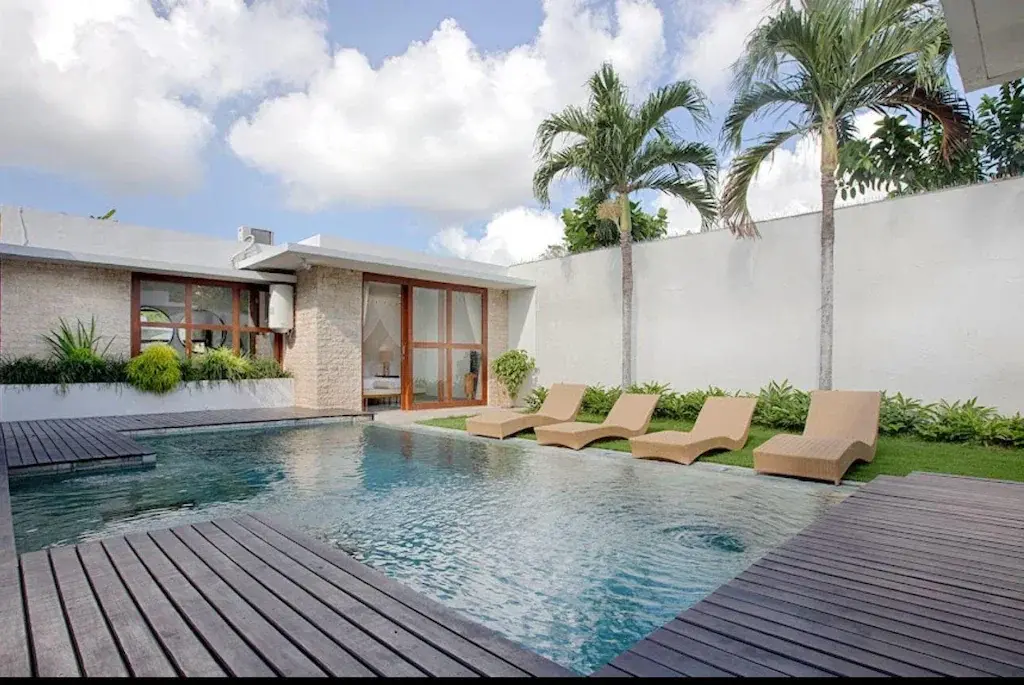 2-Bedroom Tropical Modern Villa – Tumbak Bayuh — image 1