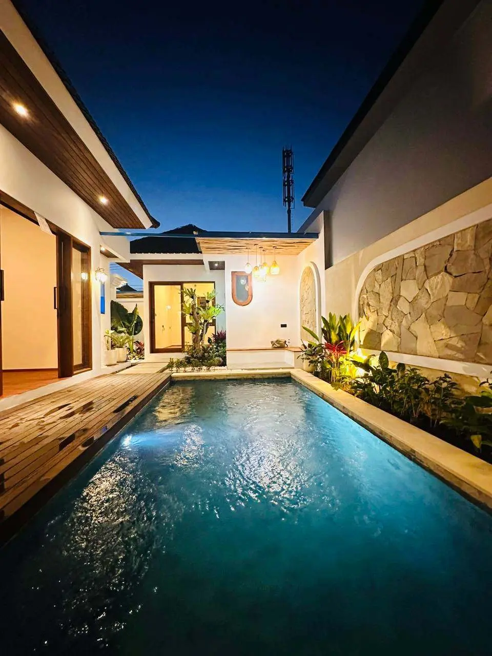 3 BEDROOM VILLA FOR LEASEHOLD IN TUMBAK BAYUH - AF508 — image 1