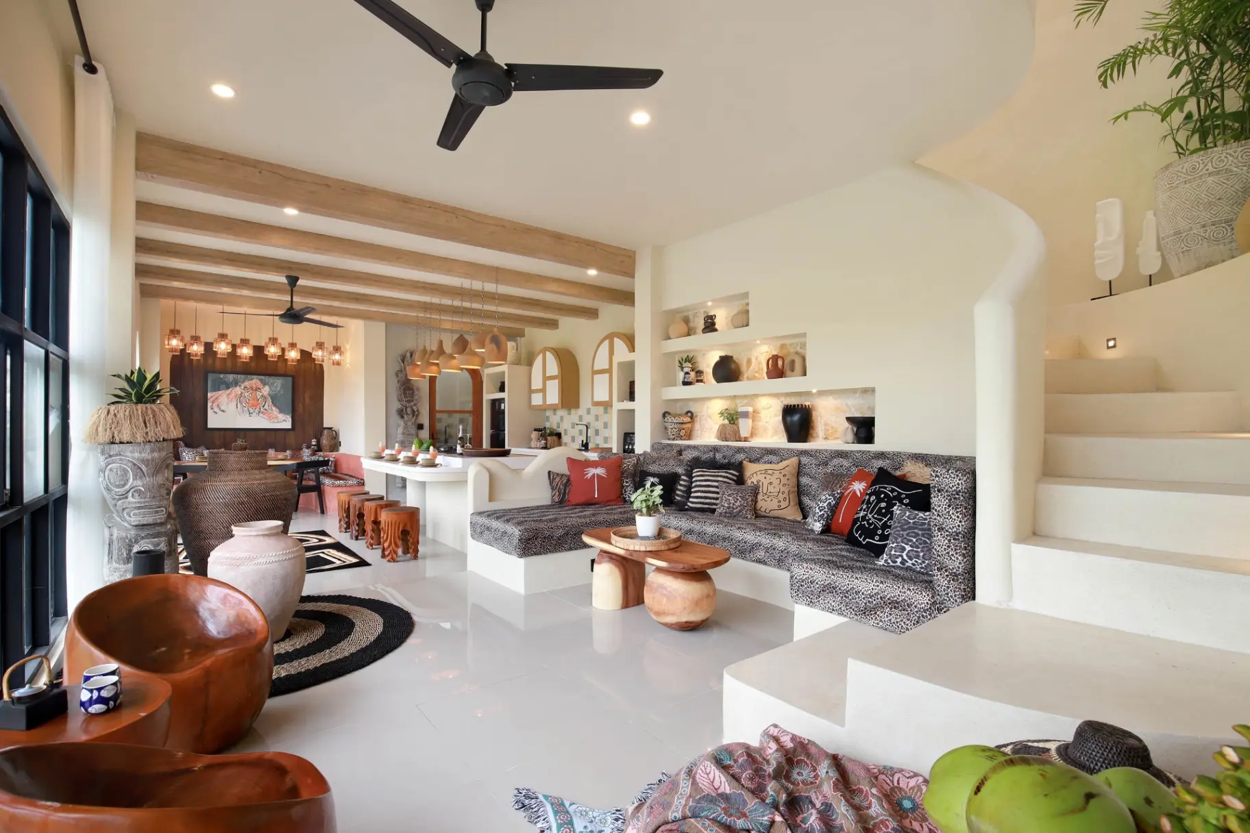 Modern Luxury Villa Ayoun – 3 BR with Gorgeous Rice Field Panorama Tumbak Bayuh — image 4