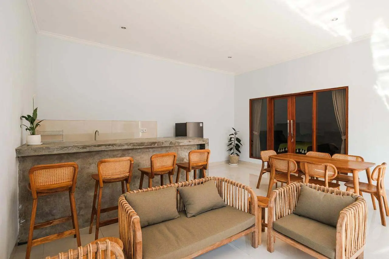 3 Bedroom Villa Fully Furnished in Padang Linjong - AF511 — image 4