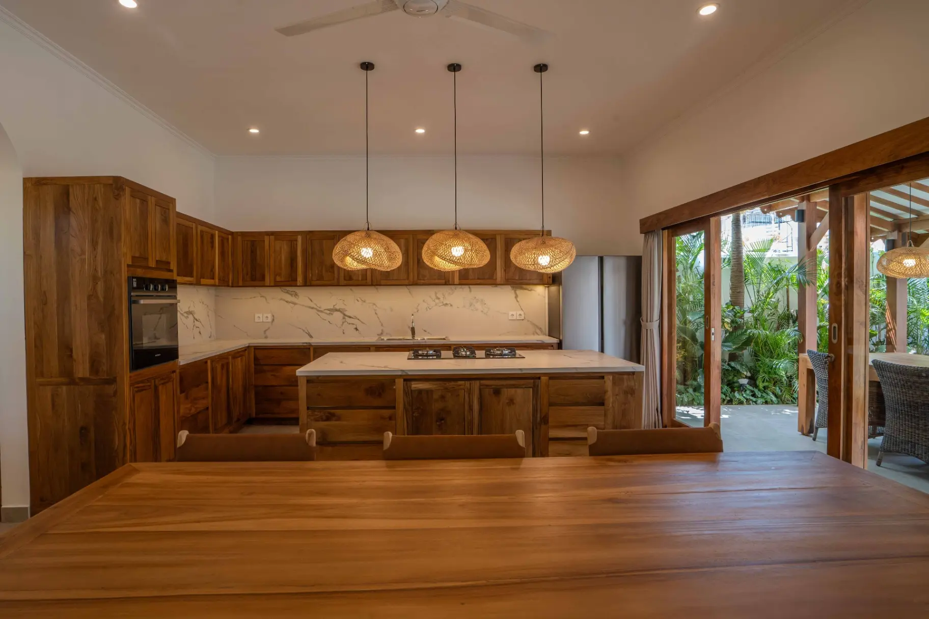 Villa Munggu – Brand New Joglo Style Villa with Modern Interior in Munggu!! — image 3