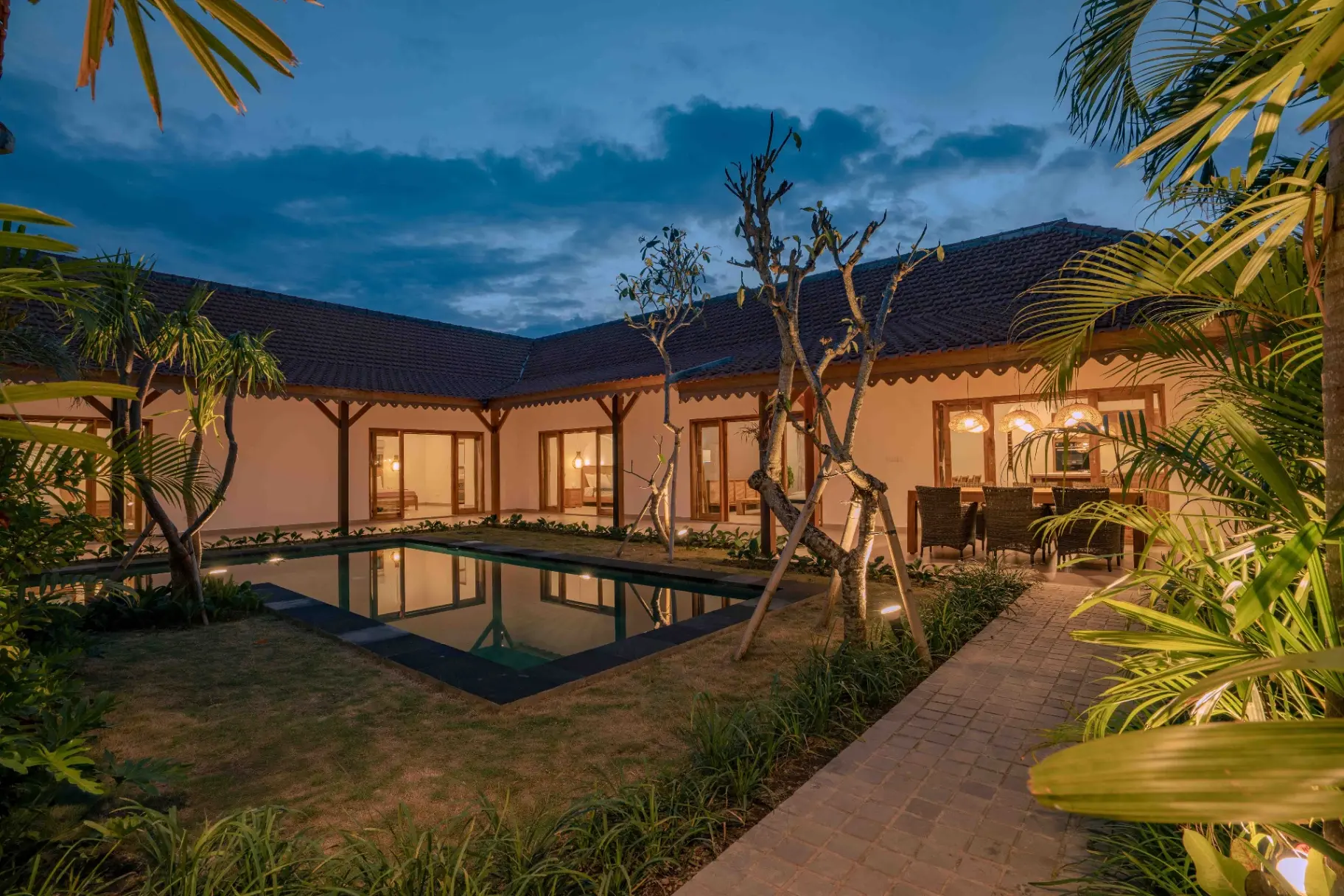 Villa Munggu – Brand New Joglo Style Villa with Modern Interior in Munggu!!