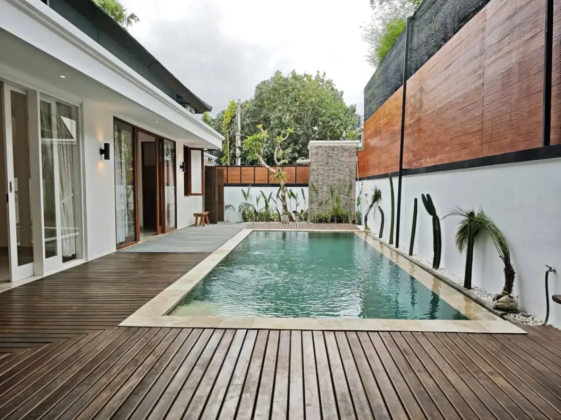 3 BEDROOM VILLA CLOSE TO PERERENAN BEACH — image 4