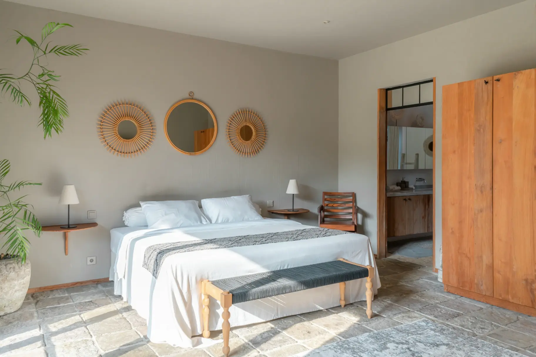 Villa Nehal - Luxury 5BR Villa with 20m Pool and Huge Garden!! — image 3