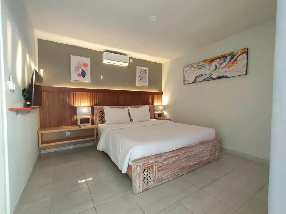 2 bedrooms villa in tumbak bayuh — image 2