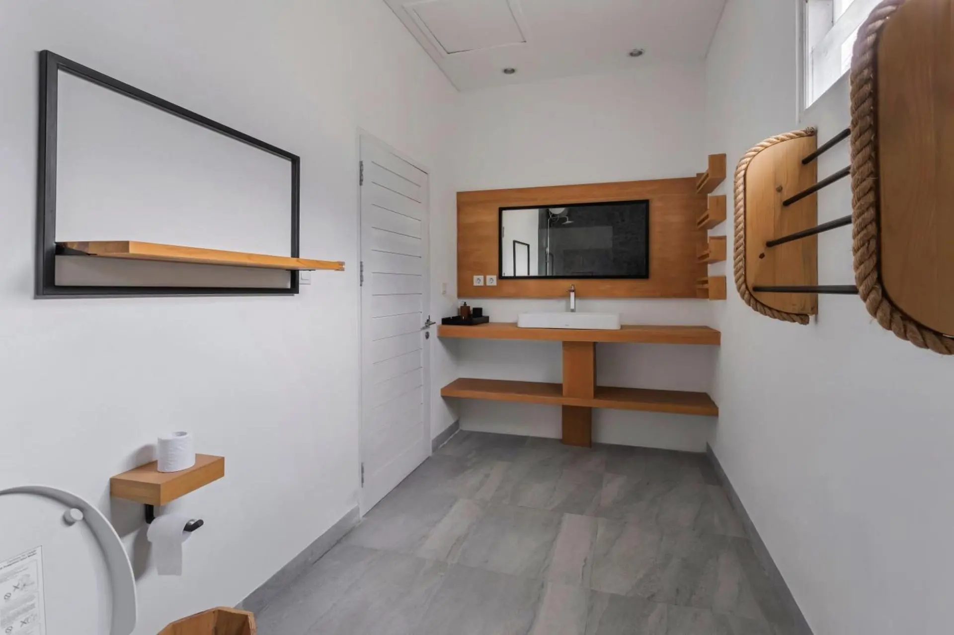 Canggu 5-bedroom — image 2