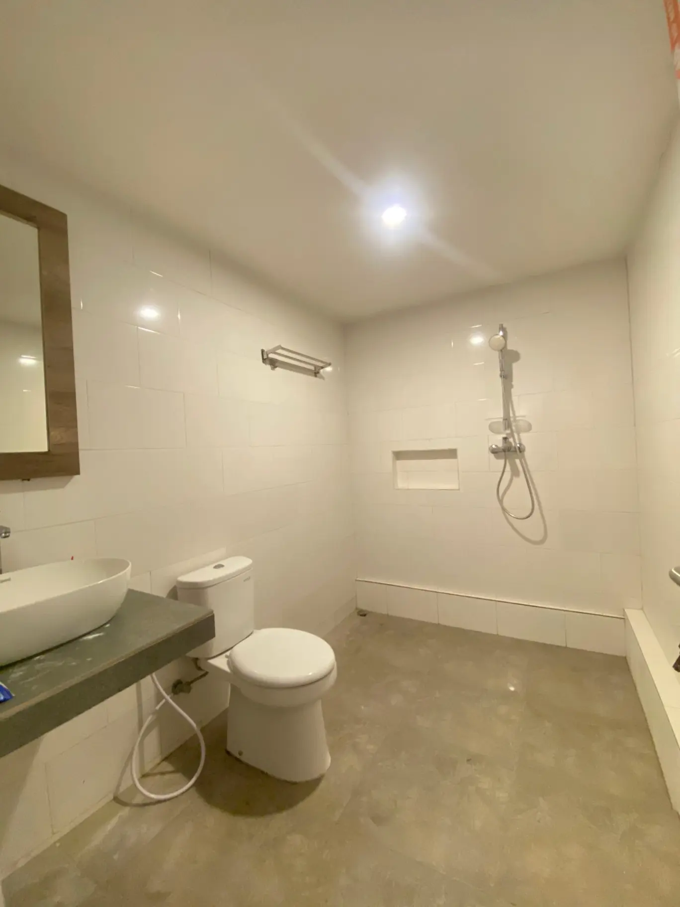 NEW VILLA LONG TERM RENT IN BERAWA CANGGU — image 2