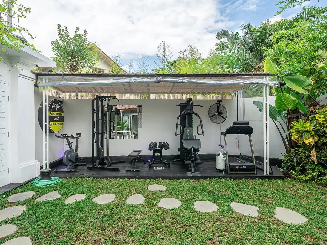 Luxury 3 Bedroom Villa with Pool and Gym — image 1