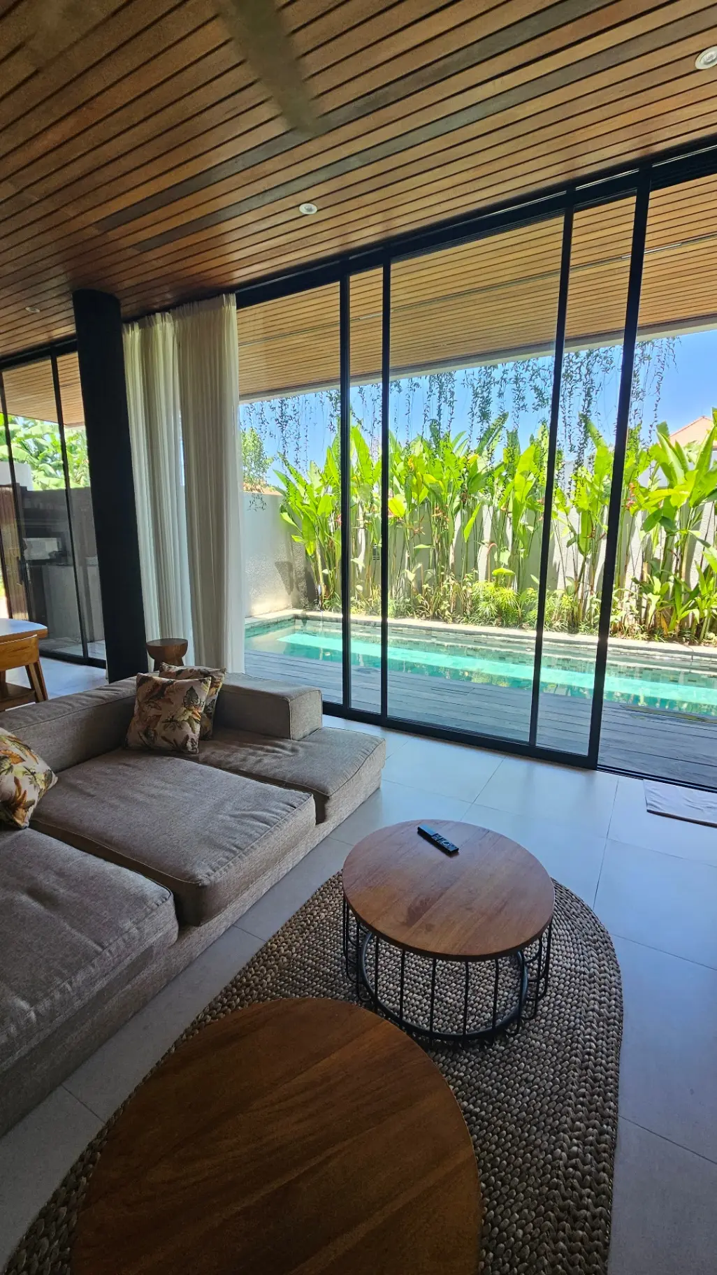 SG villas [video included in this post] — image 1