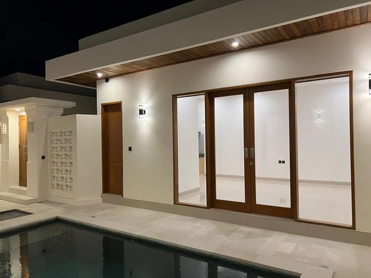 2BR Unfurnished Villa - Kerobokan — image 2