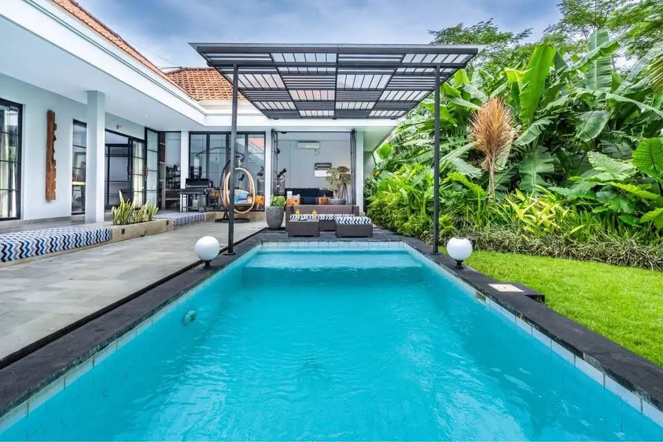 Modern 3 Bedrooms Villa in Pererenan — image 3