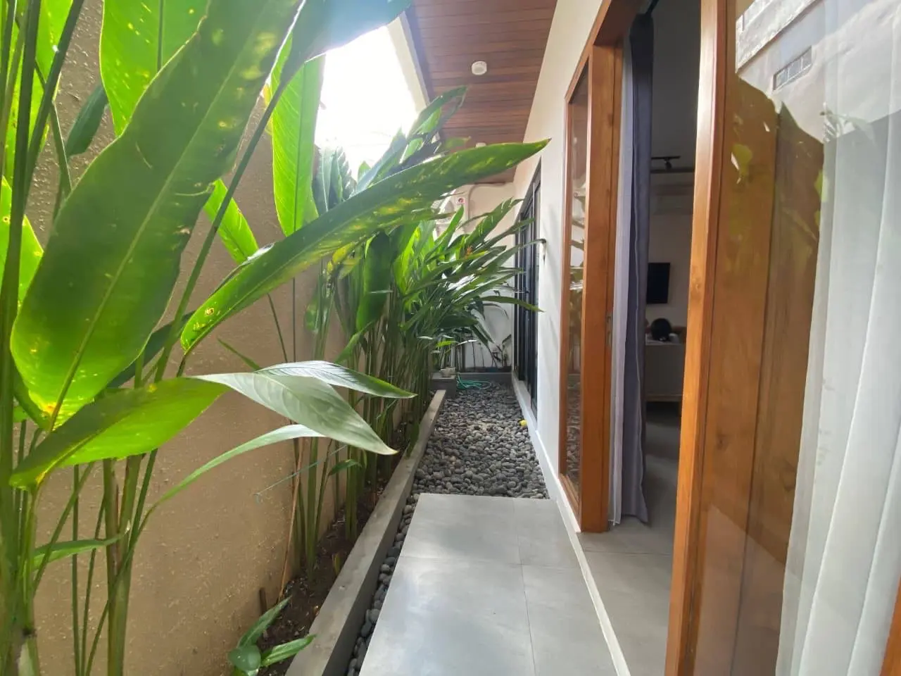 Modern 2 Bedrooms Villa in Padonan Canggu — image 1