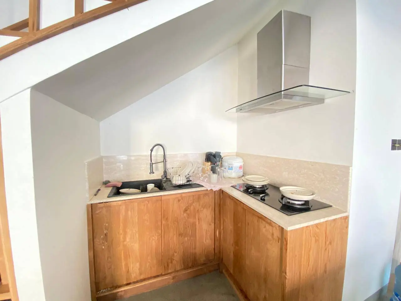 Modern 3 Bedrooms Villa in Tumbak Bayuh — image 3