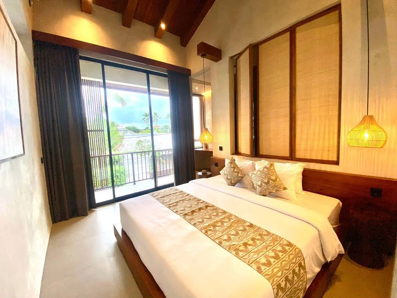 2 BEDROOM LUXURY LEASEHOLD VILLA IN BERAWA - AF512 — image 4