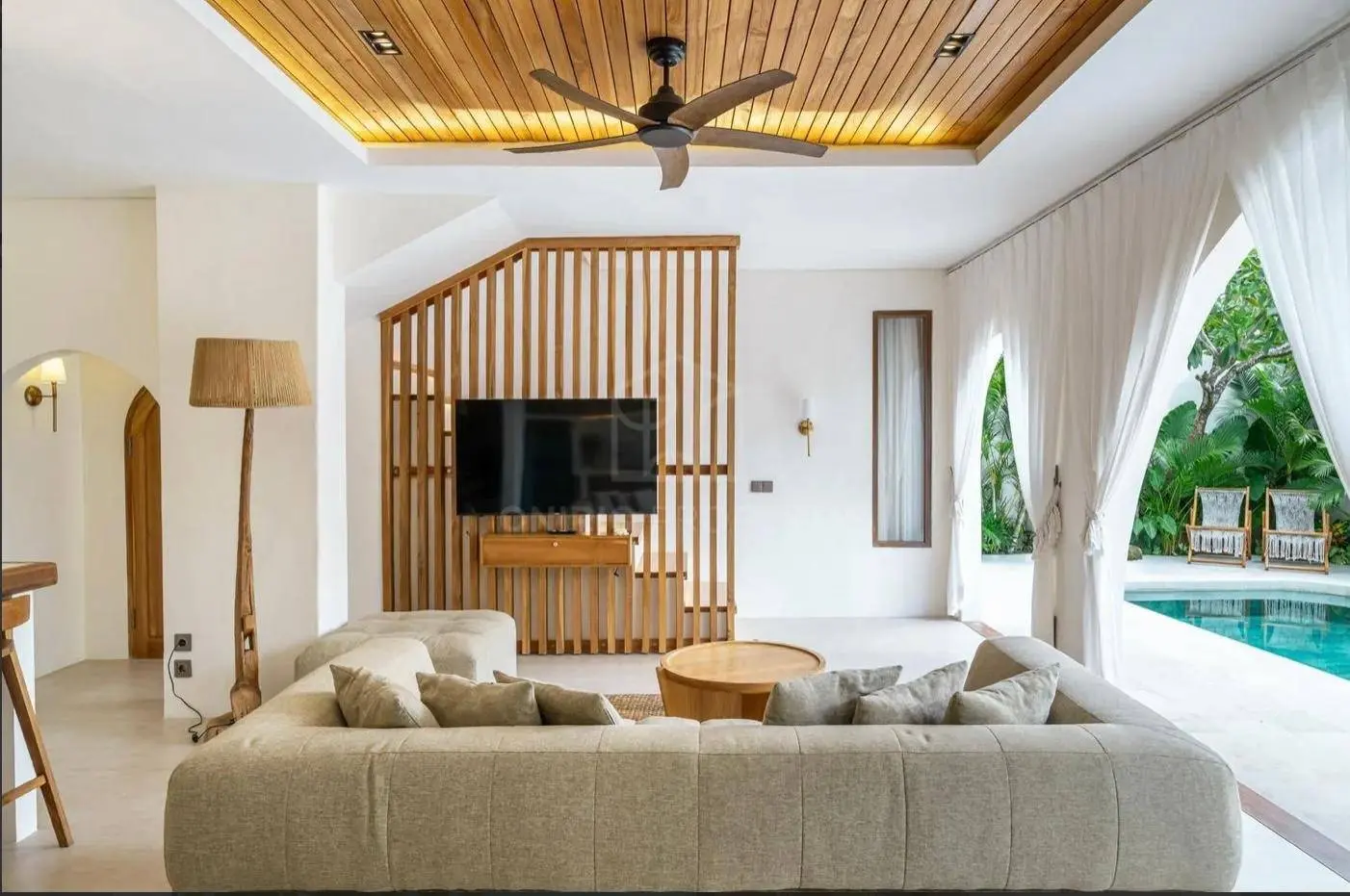 Villa Ixora - Exquisite 3BR Villa in Berawa-Canggu — image 2