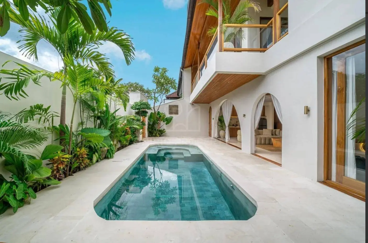 Villa Ixora - Exquisite 3BR Villa in Berawa-Canggu